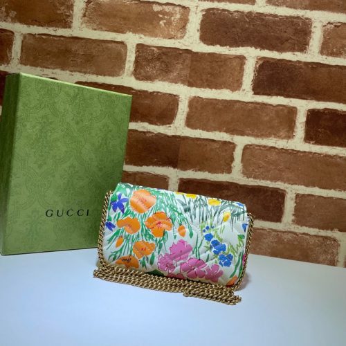 GUCCI GG Marmont Matelassé Super Mini BagJOJOKKREPLICAS | High Quality Replica Watches & Bags